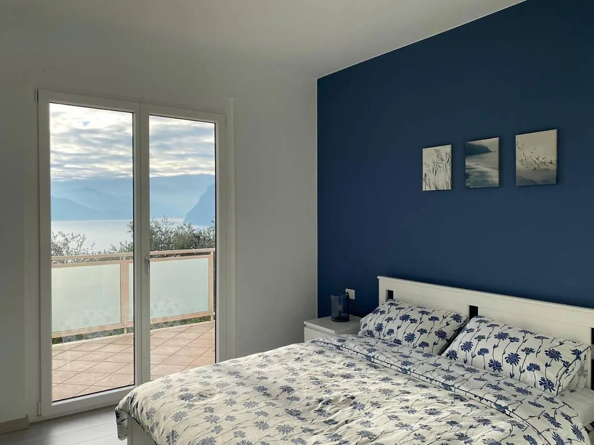 Happy Guest Apartments - Blue Apartment Riva di Solto 0*,  Italy