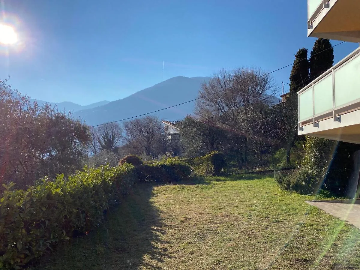 Happy Guest Apartments - Blue Apartment Riva di Solto