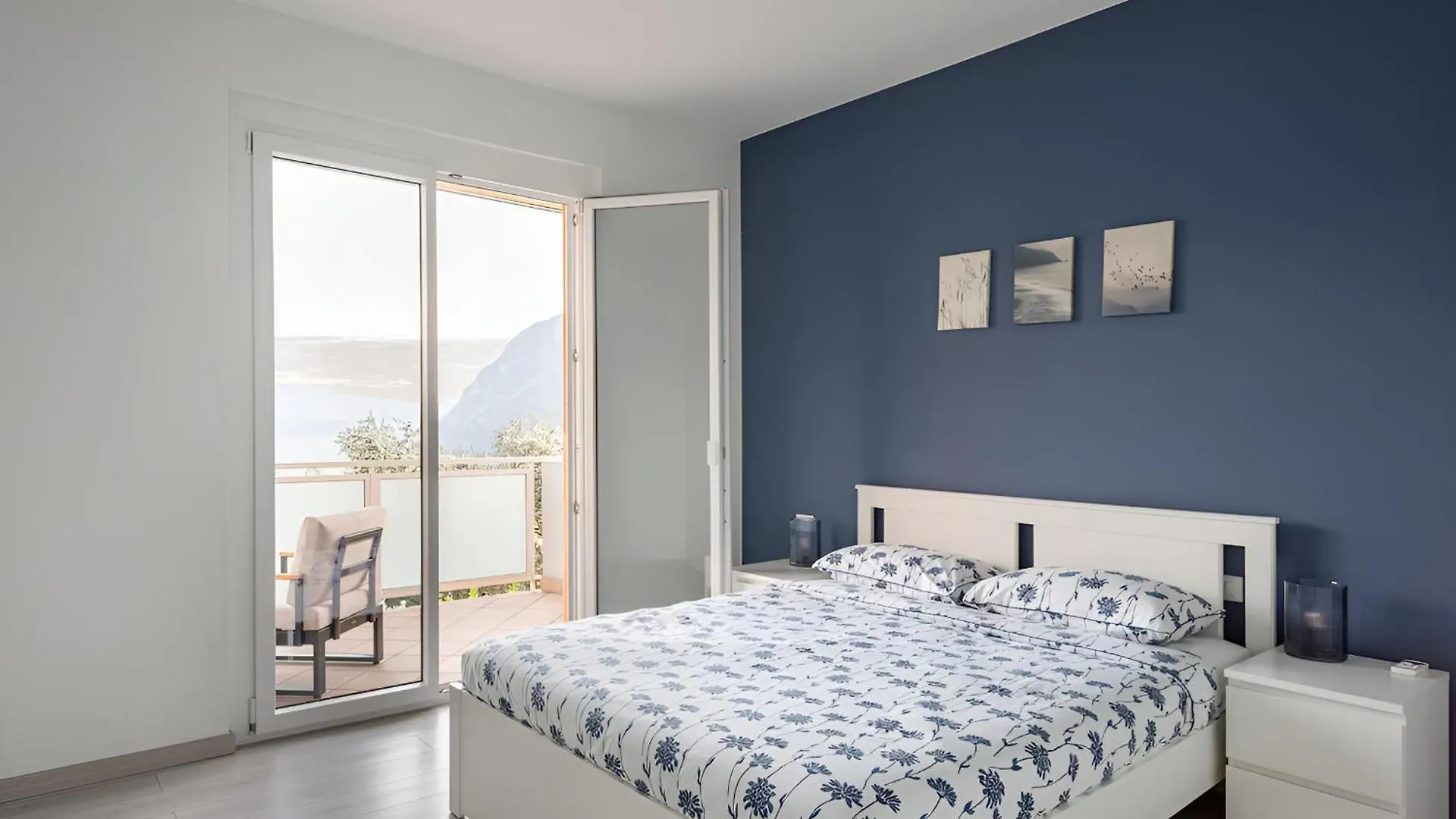 Happy Guest Apartments - Blue Apartment Riva di Solto