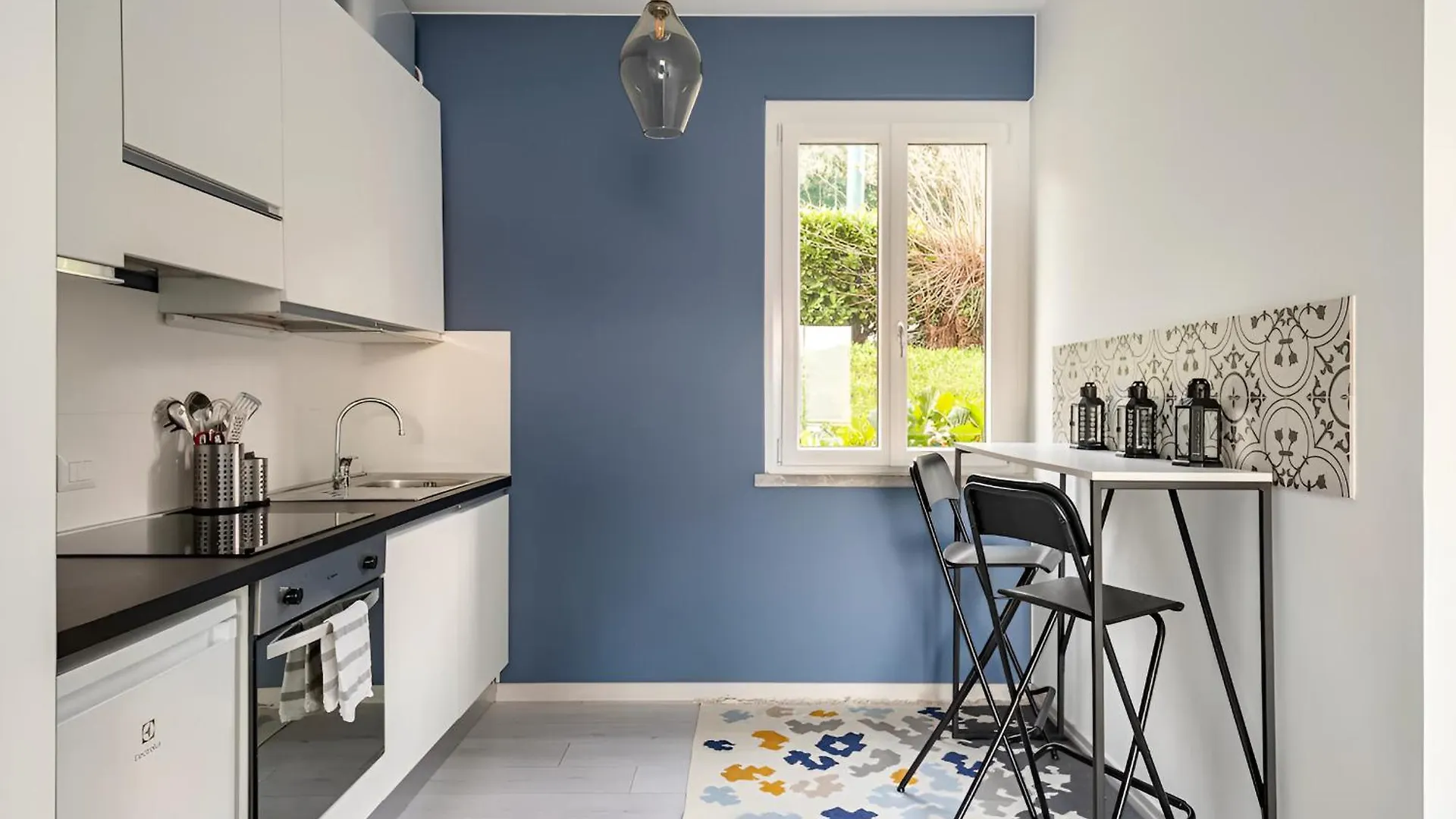 Happy Guest Apartments - Blue Apartment Riva di Solto